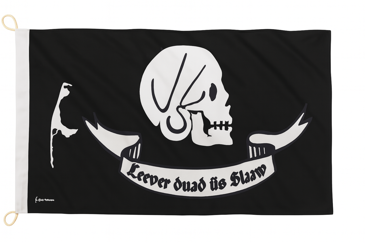 Sylt Piratenflagge – „Leever duad üs Slaaw“ mit Totenkopf & Insel
