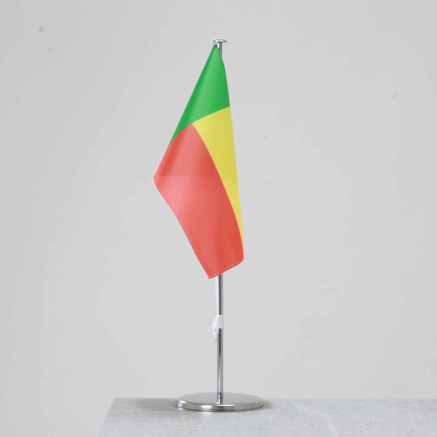 Benin table flag – representative national flag for indoor use