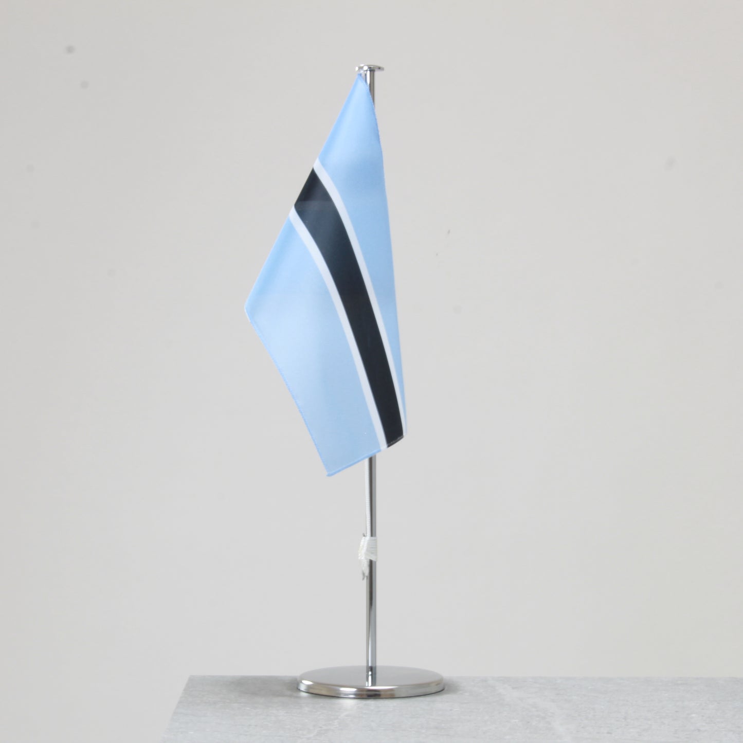Table flag Botswana – representative national flag for indoor use