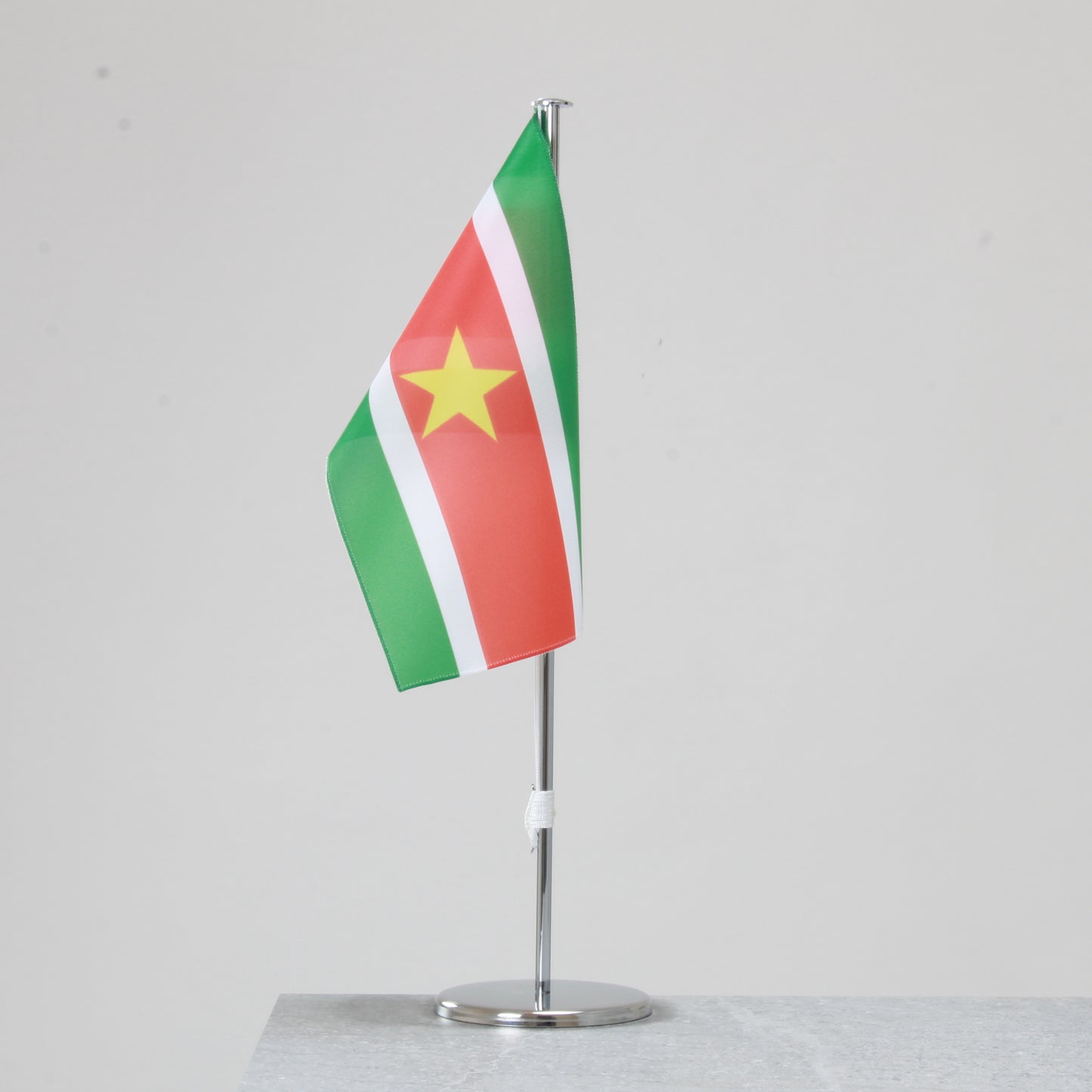 Suriname table flag – representative national flag for indoor use