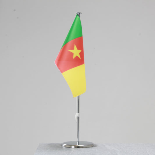 Tischfahne Kamerun – repräsentative Nationalflagge für den Innenbereich