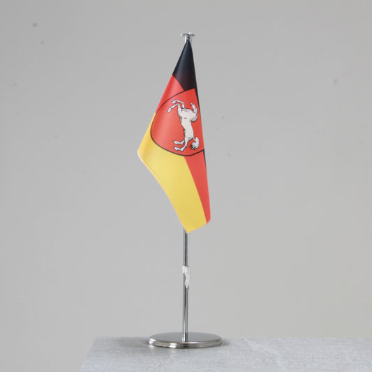 Tischfahne Niedersachsen – repräsentative Landesflagge für den Innenbereich