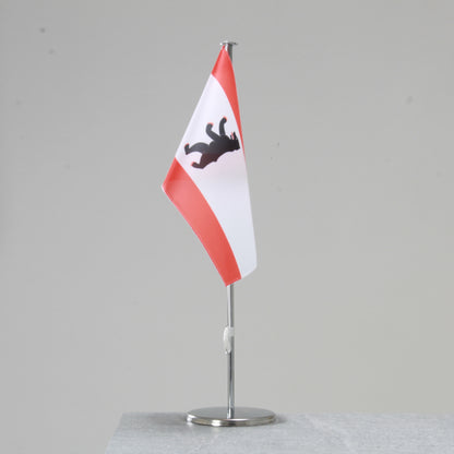 Berlin table flag – representative state flag for indoor use