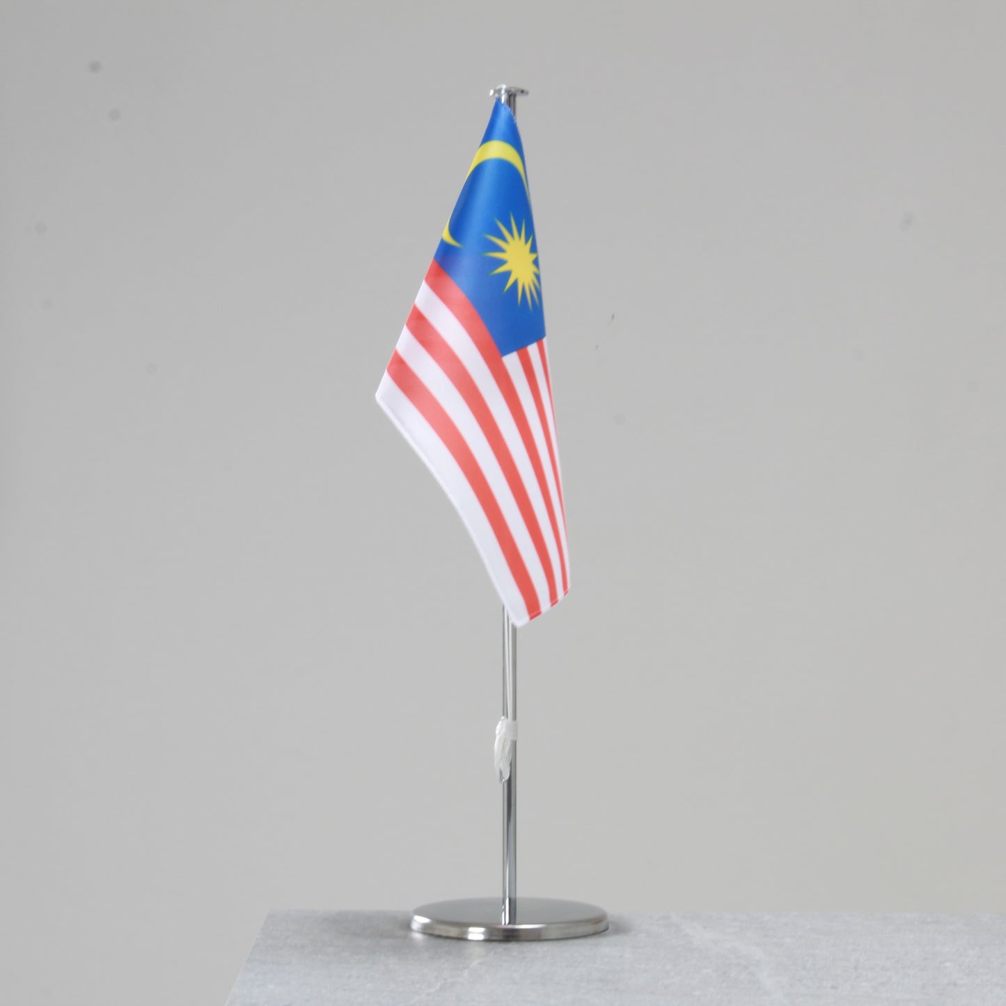 Tischfahne Malaysia – repräsentative Nationalflagge für den Innenbereich