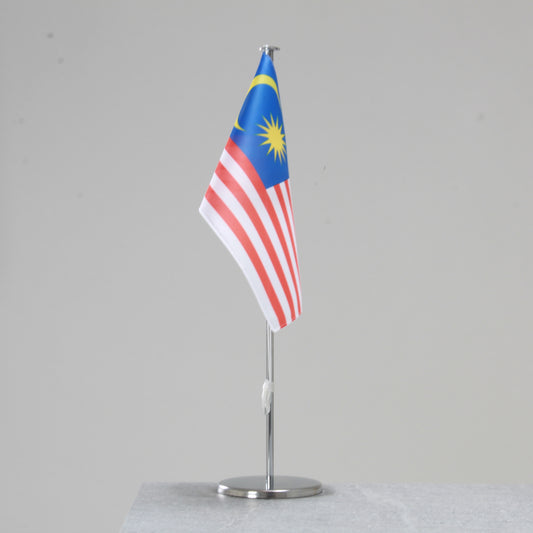 Table flag Malaysia – representative national flag for indoor use