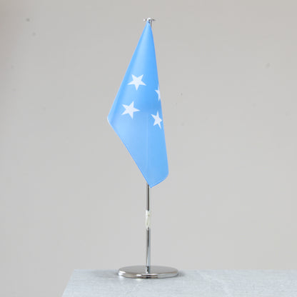 Tischfahne Mikronesien – repräsentative Nationalflagge für den Innenbereich