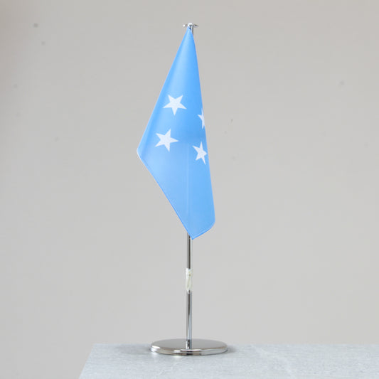 Micronesian table flag – representative national flag for indoor use