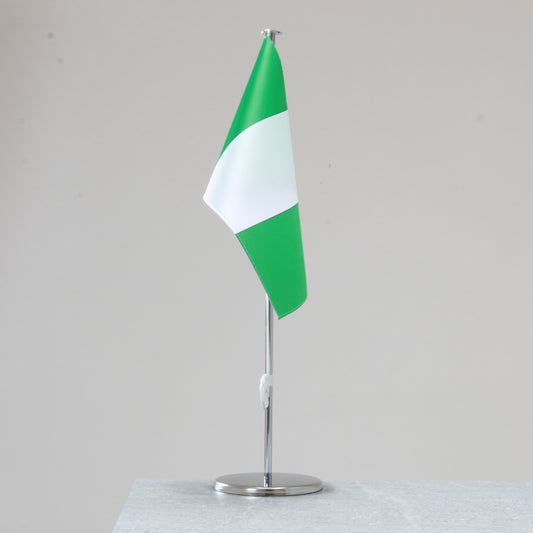 Table flag Nigeria – representative national flag for indoor use