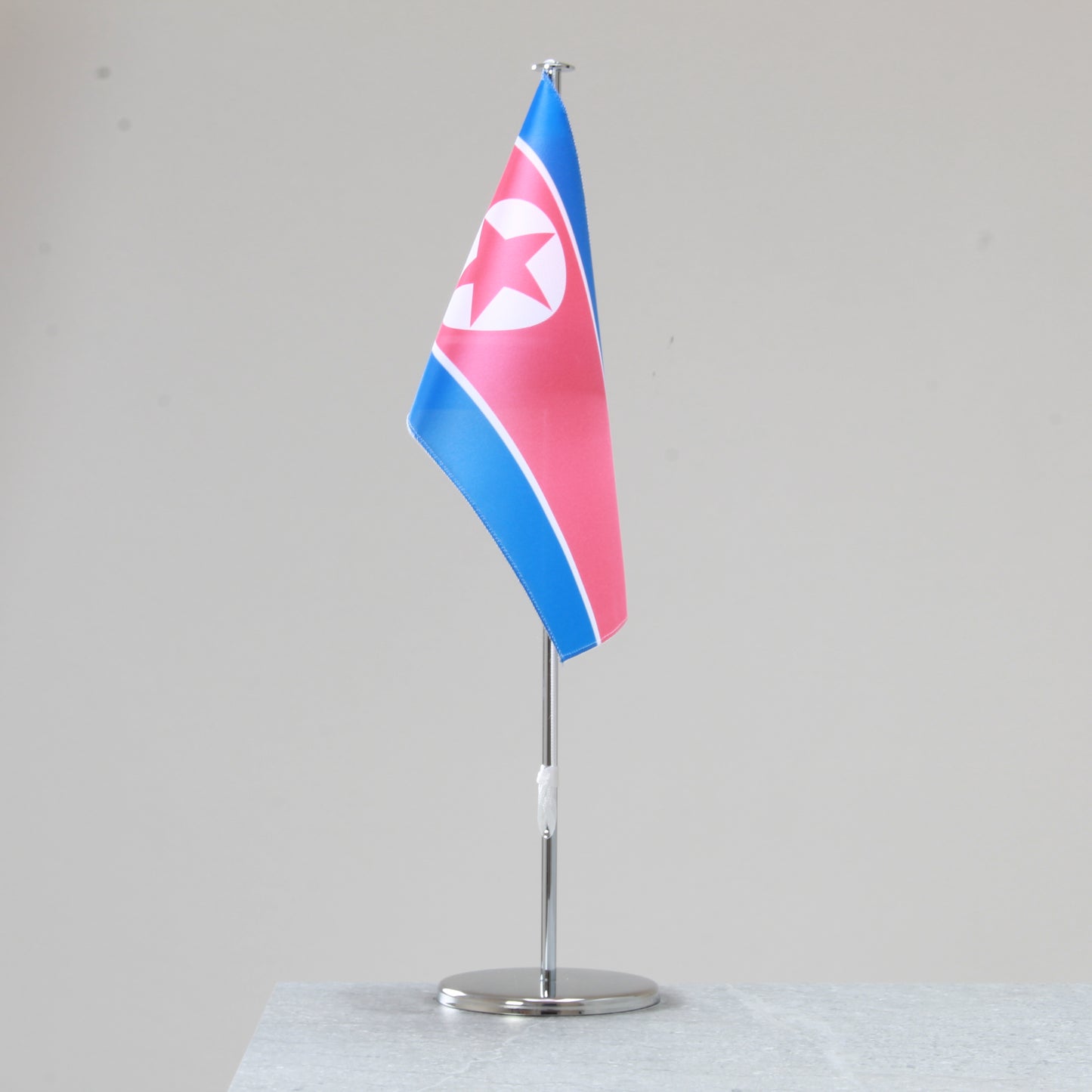 Tischfahne Nordkorea – repräsentative Nationalflagge für den Innenbereich