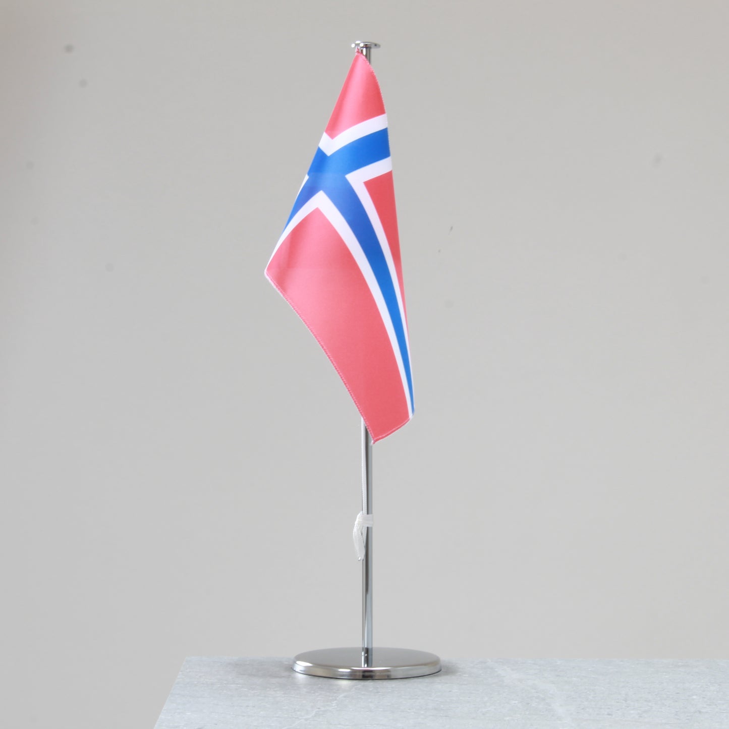 Tischfahne Norwegen – repräsentative Nationalflagge für den Innenbereich