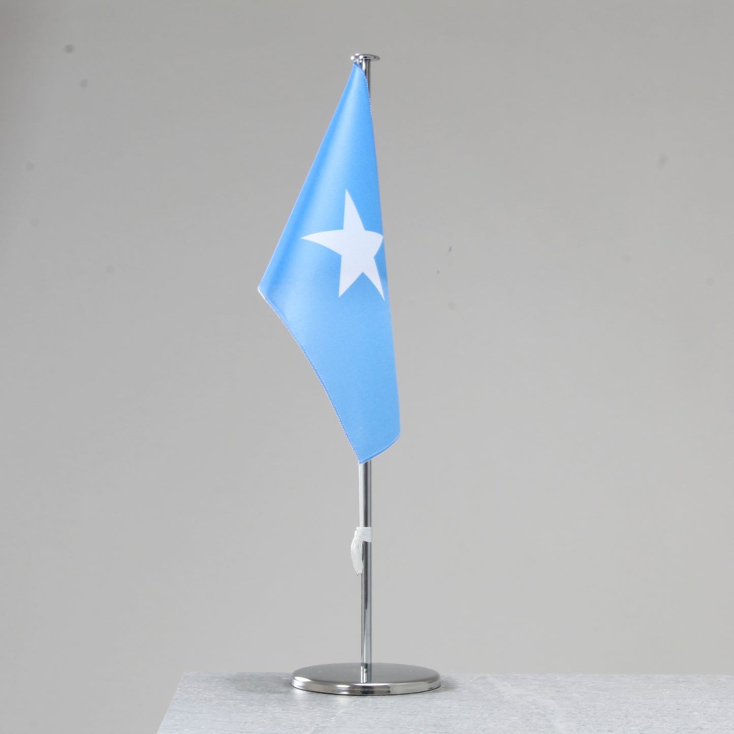 Tischfahne Somalia – repräsentative Nationalflagge für den Innenbereich