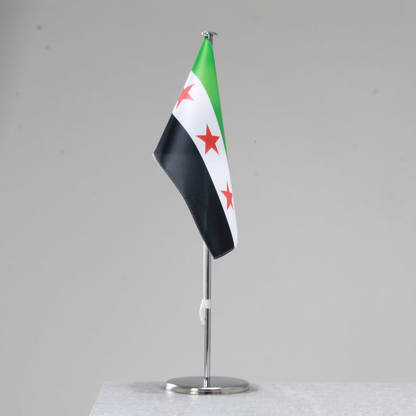 Syrian table flag – representative national flag for indoor use