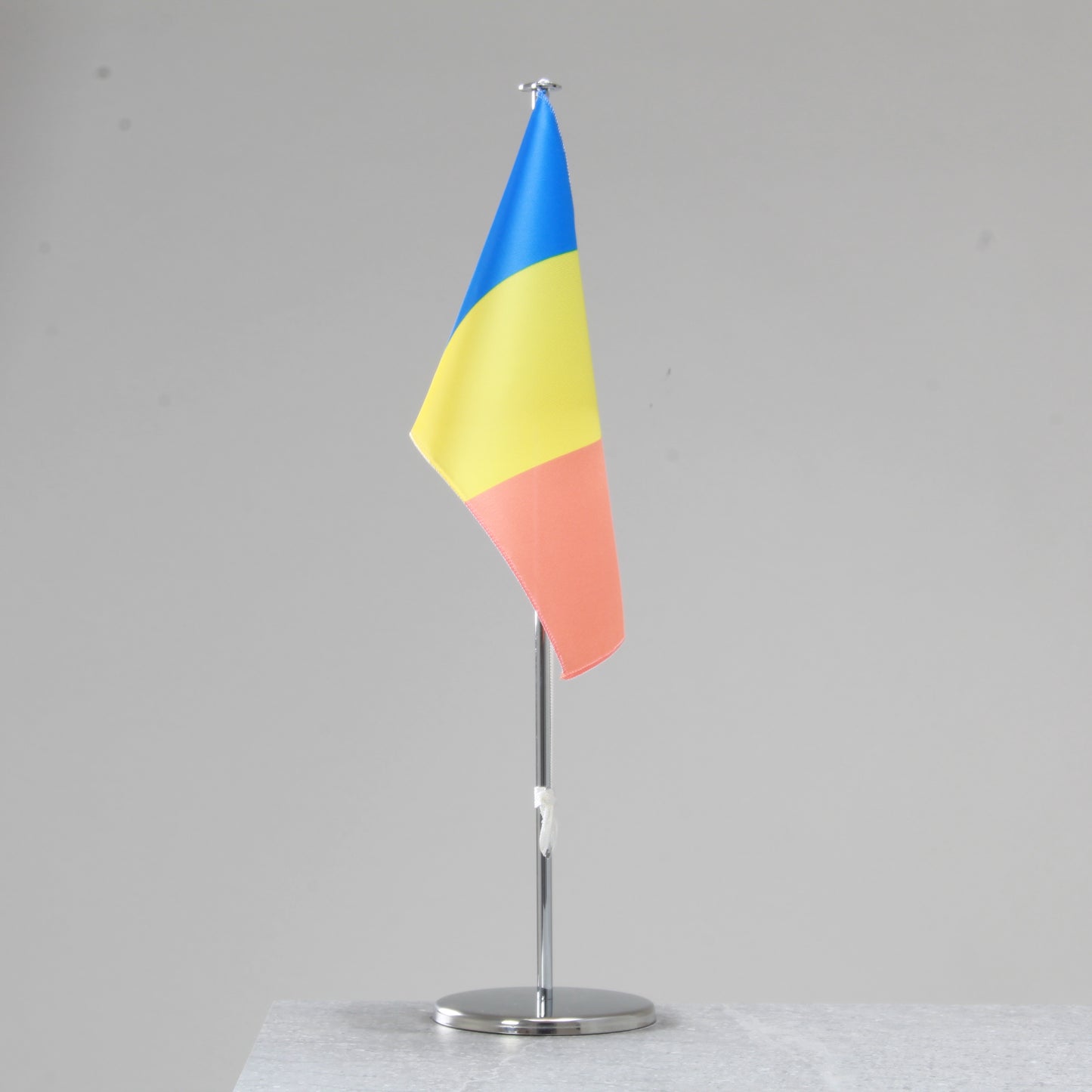 Chad table flag – representative national flag for indoor use