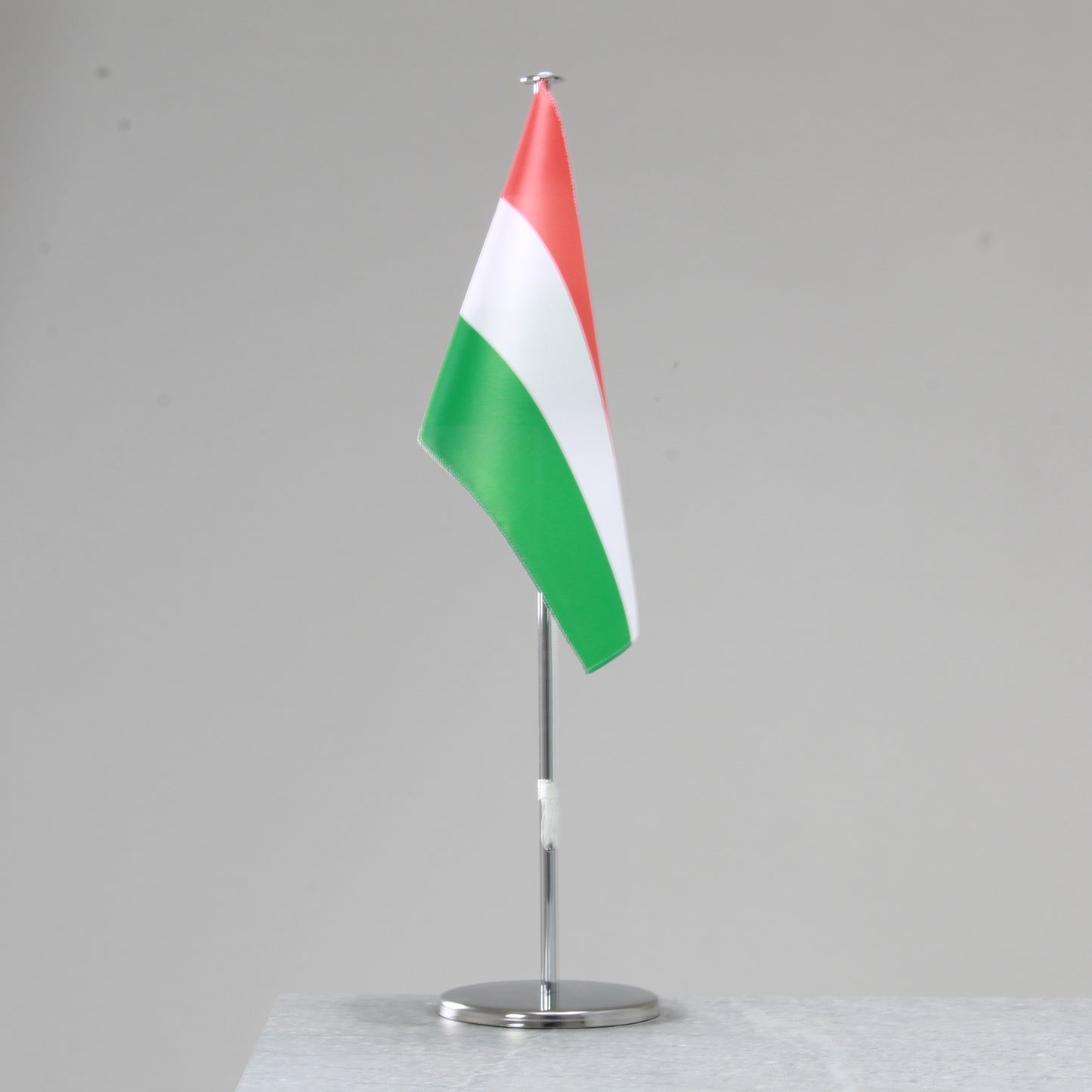 Table flag Hungary – representative national flag for indoor use