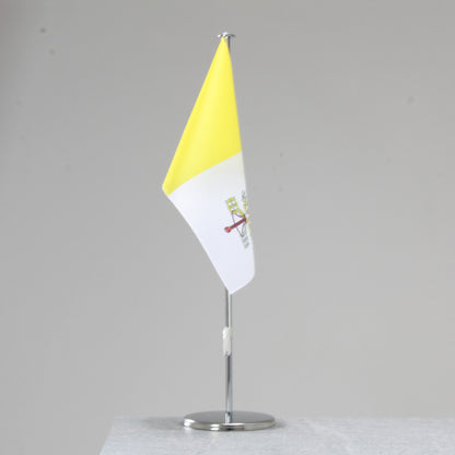 Vatican table flag – representative national flag for indoor use